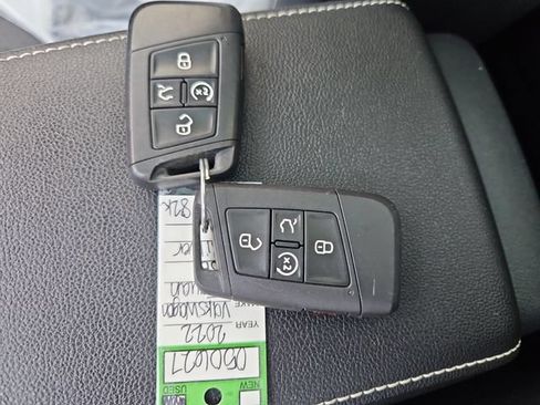 Used 2022 Volkswagen Tiguan SE R-Line AWD/4WD image 73