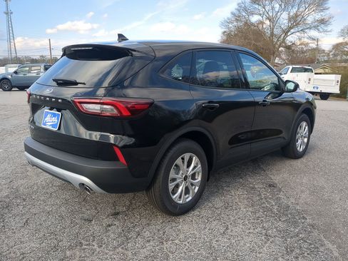 New 2026 Ford Escape Active image 3