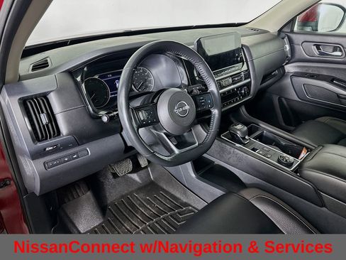 Used 2023 Nissan Pathfinder SL AWD/4WD image 15