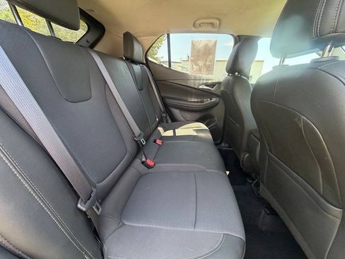 Used 2025 Buick Encore GX Preferred AWD/4WD image 16