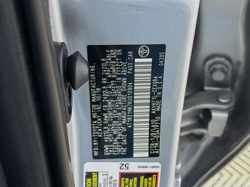 Used 2019 Toyota Camry XLE w/ Sunroof Package image 40