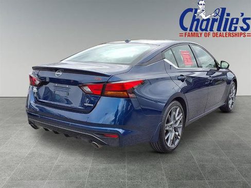 Certified 2024 Nissan Altima 2.0 SR FWD image 4