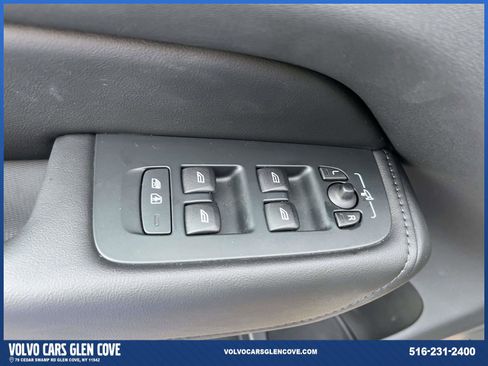 Certified 2023 Volvo XC60 T8 Plus w/ Protection Package Premier image 16