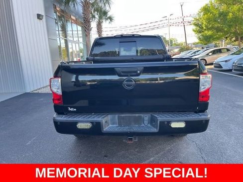 Used 2018 Nissan Titan SV w/ SV Convenience Package AWD/4WD image 29