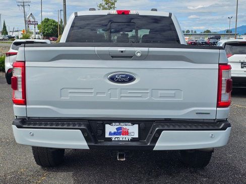 Used 2021 Ford F150 Lariat w/ Equipment Group 502A High AWD/4WD image 4