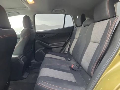 Used 2021 Subaru Crosstrek 2.0i Premium AWD/4WD image 9
