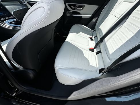 Certified 2025 Mercedes-Benz GLC 350e 4MATIC image 24