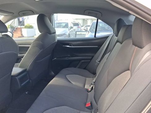 Used 2020 Toyota Camry LE FWD image 6