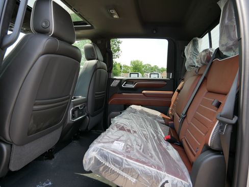 New 2026 GMC Sierra 2500 Denali Ultimate w/ Snow Plow Prep/Camper Package AWD/4WD image 12