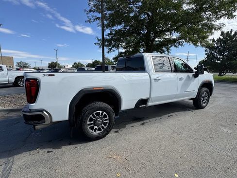 Used 2024 GMC Sierra 2500 SLE w/ SLE Value Package; AWD/4WD image 6