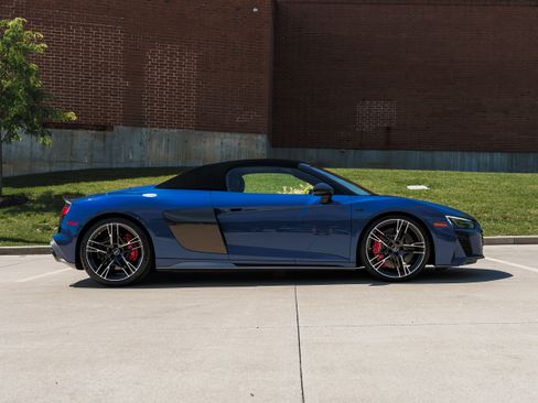 Used 2020 Audi R8 V10 performance AWD/4WD image 4