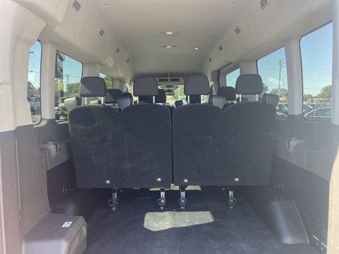 Used 2021 Ford Transit 350 XLT image 10