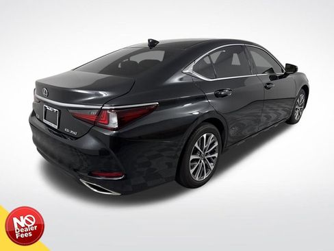 Used 2023 Lexus ES 350 image 3