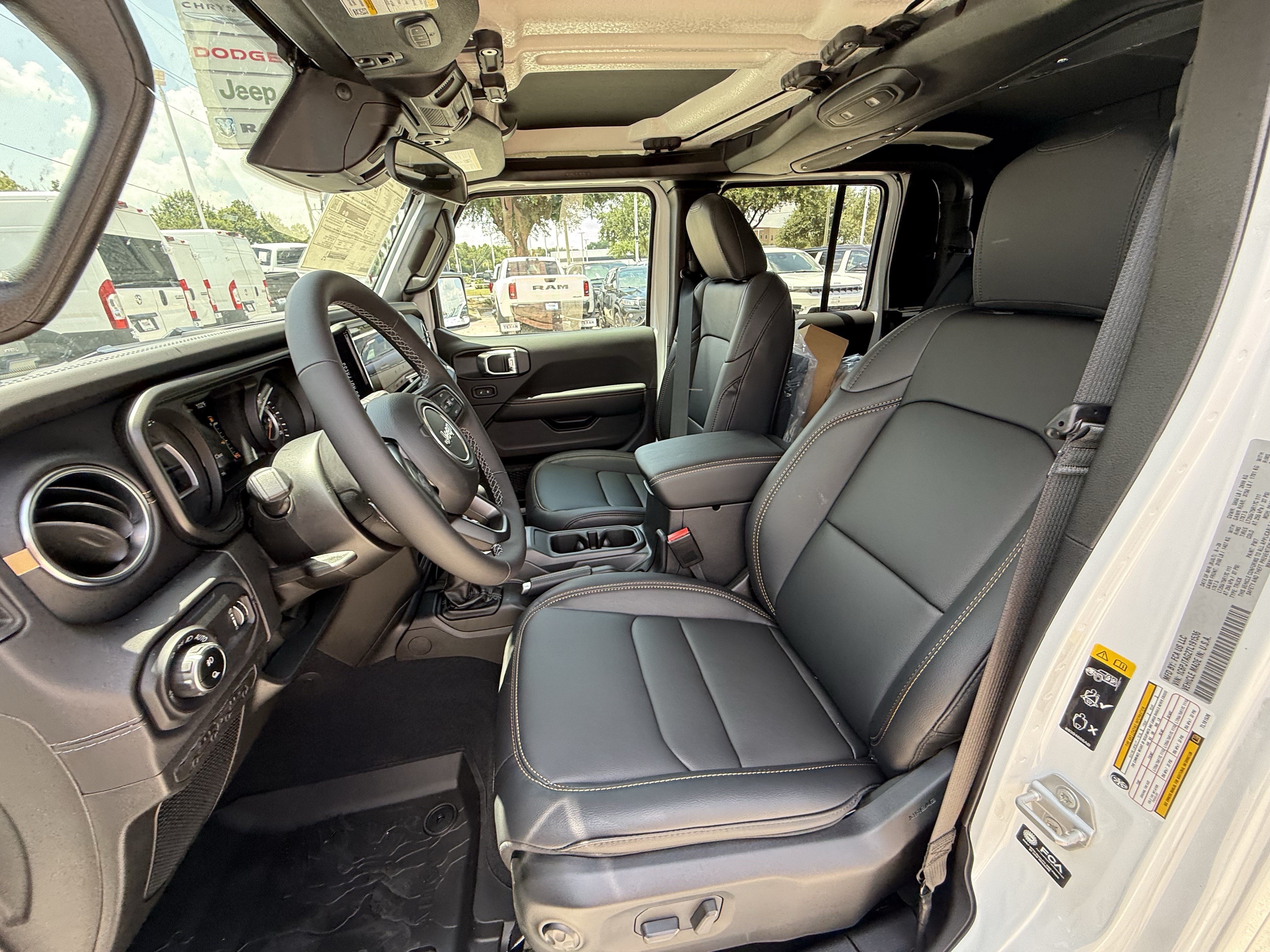 New 2026 Jeep Gladiator Mojave AWD/4WD image 17