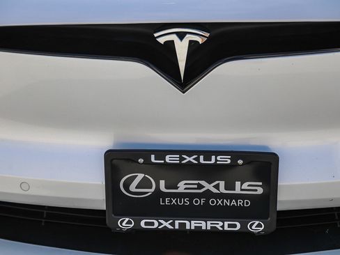 Used 2023 Tesla Model X AWD/4WD image 25