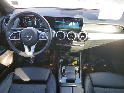 Used 2021 Mercedes-Benz GLB 250 GLB 250 image 14