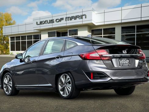 Used 2018 Honda Clarity Touring image 3