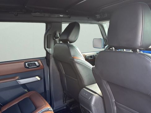 Used 2023 Ford Bronco Outer Banks AWD/4WD image 28