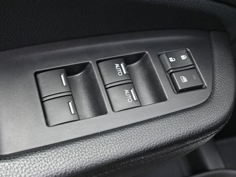 Used 2017 Honda Pilot Elite image 3