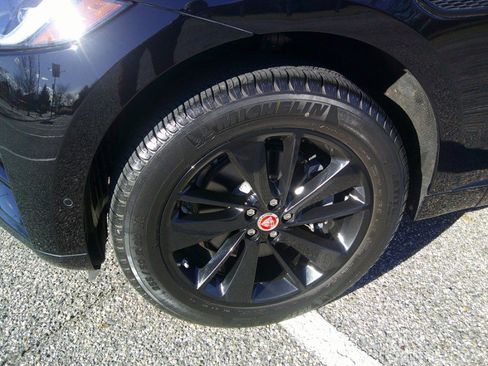 Used 2021 Jaguar F-PACE S image 24