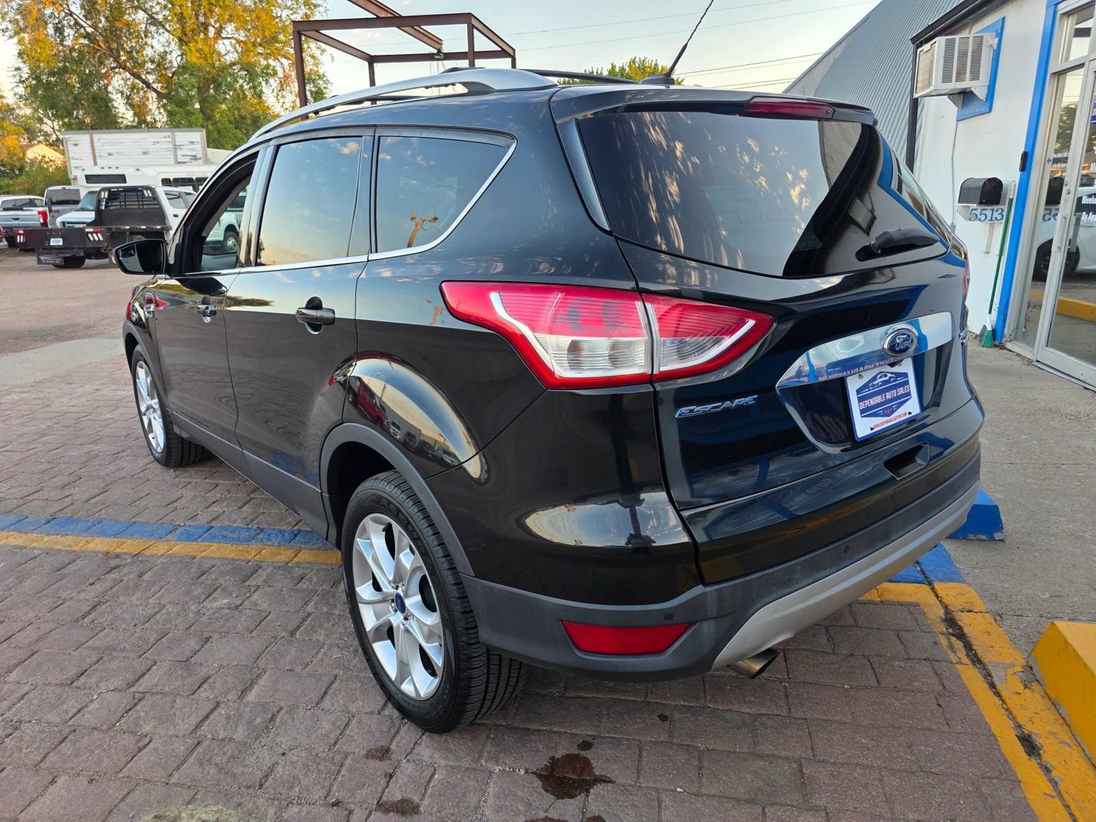Used 2015 Ford Escape Titanium AWD/4WD image 7
