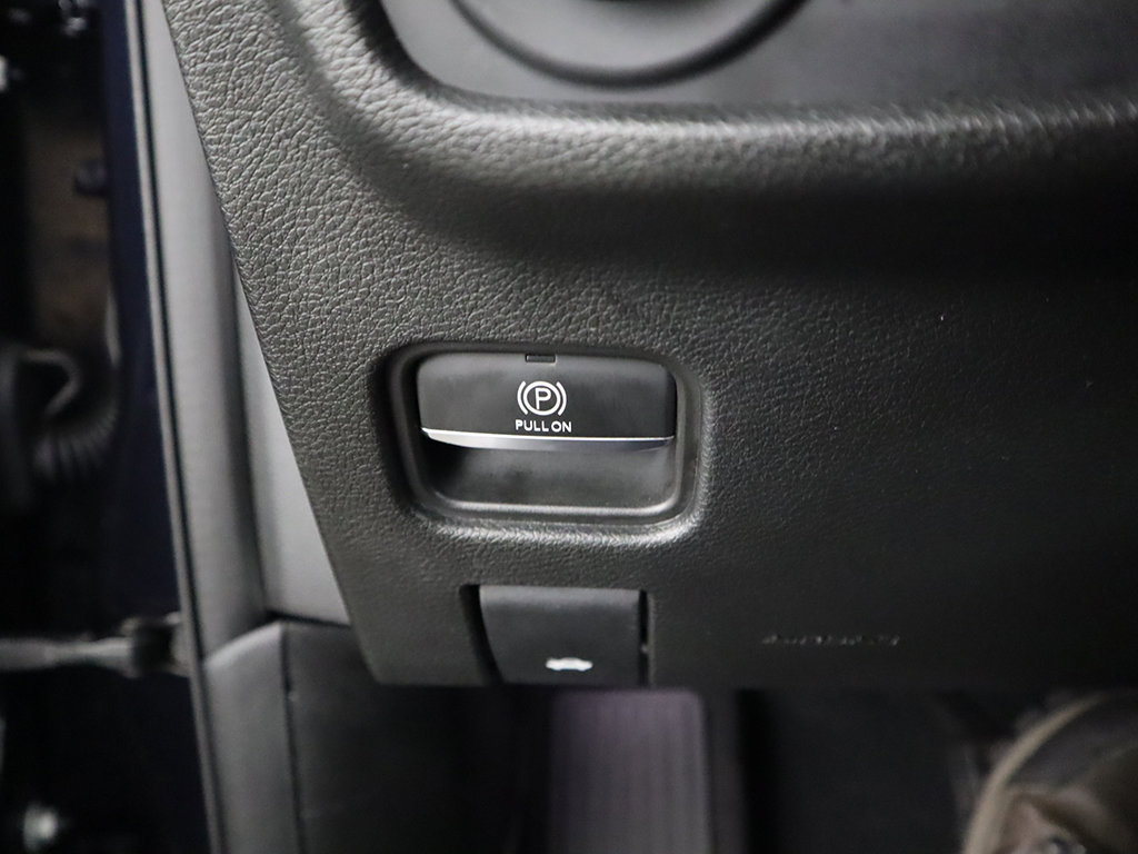 Used 2023 Jeep Grand Cherokee Limited AWD/4WD image 43