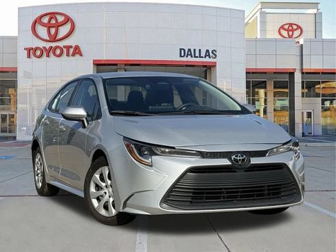 Used 2024 Toyota Corolla LE FWD image 1