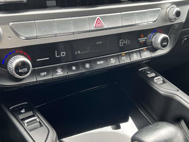 Used 2024 Kia Telluride S w/ S Sunroof Package FWD image 17