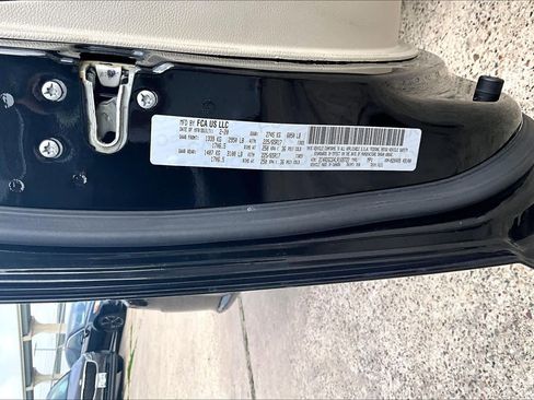 Used 2020 Dodge Grand Caravan SXT image 35