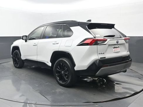 Used 2023 Toyota RAV4 XSE AWD/4WD image 3