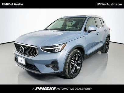 Used 2023 Volvo XC40 B5 Plus