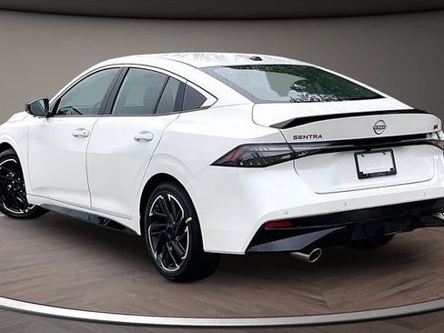 New 2026 Nissan Sentra SR w/ SR Premium Package FWD image 3