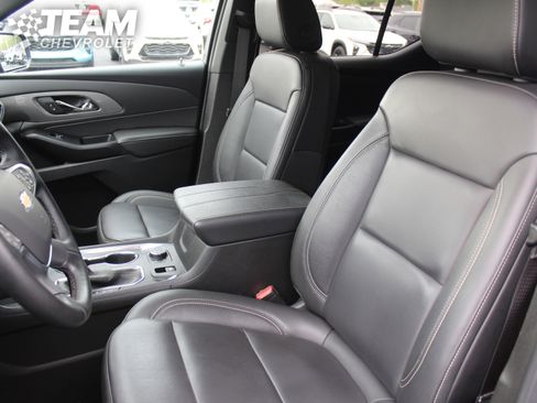 Used 2023 Chevrolet Traverse LT AWD/4WD image 11