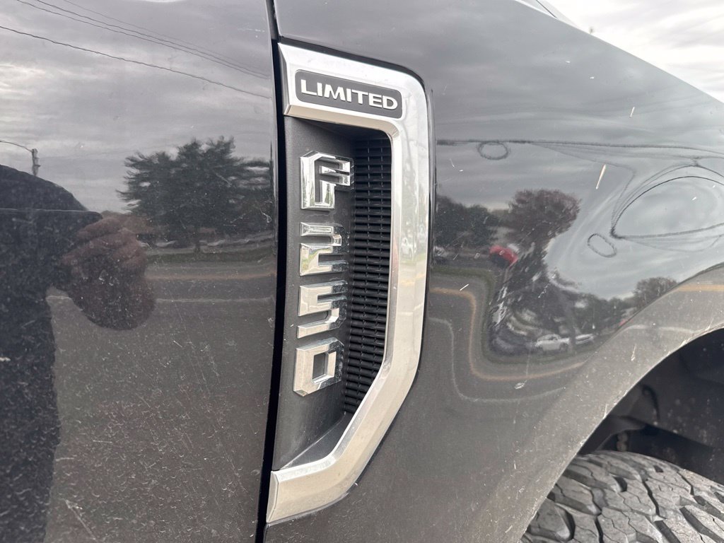 Used 2021 Ford F250 Limited w/ FX4 Off-Road Package AWD/4WD image 9