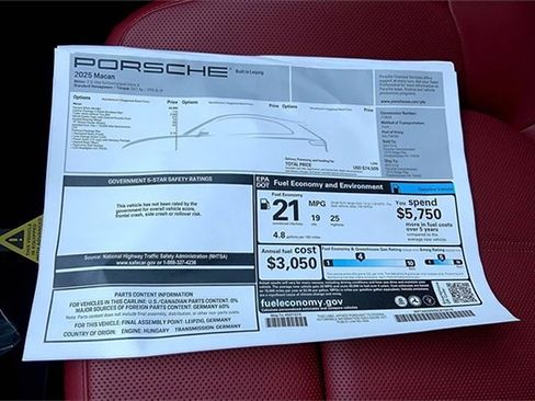 New 2025 Porsche Macan image 41