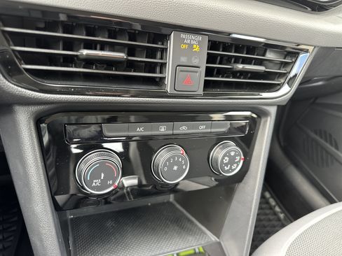 Used 2024 Volkswagen Taos S image 19