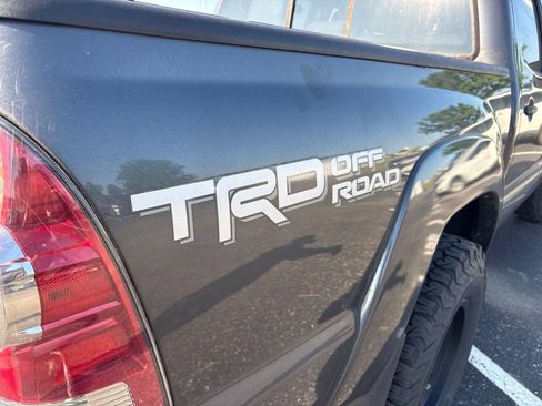 Used 2014 Toyota Tacoma 4x4 Double Cab w/ TRD Off-Road Package image 4