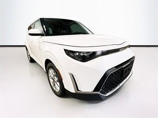 Used 2023 Kia Soul LX w/ LX Technology Package image 1
