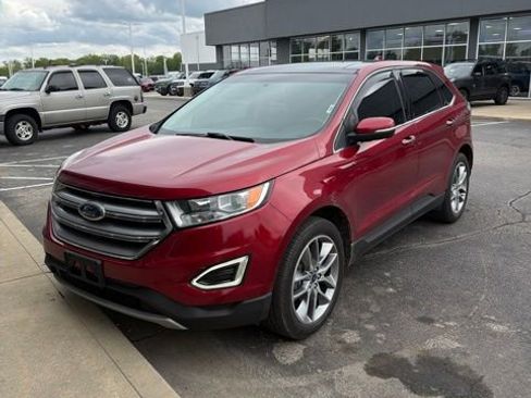 Used 2015 Ford Edge Titanium w/ Equipment Group 301A FWD image 2