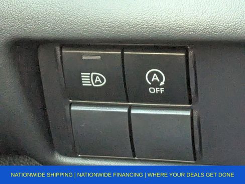 Used 2023 Toyota Highlander L image 38