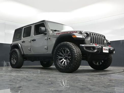 Used 2019 Jeep Wrangler Unlimited Rubicon w/ LED Lighting Group AWD/4WD image 54
