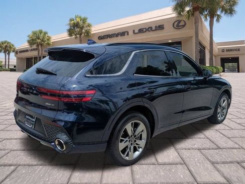 Used 2022 Genesis GV70 3.5T Sport w/ Sport Advanced Package AWD/4WD image 4