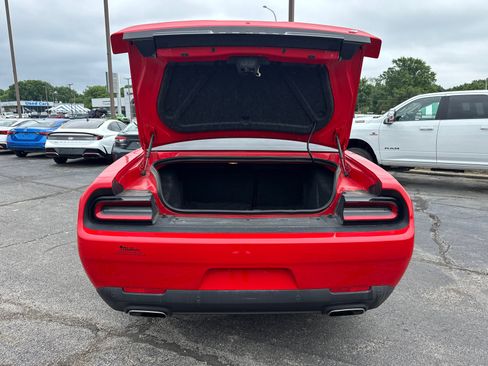 Used 2022 Dodge Challenger GT AWD/4WD image 18