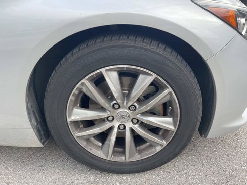 Used 2015 INFINITI Q50 Premium w/ Navigation Package RWD image 8