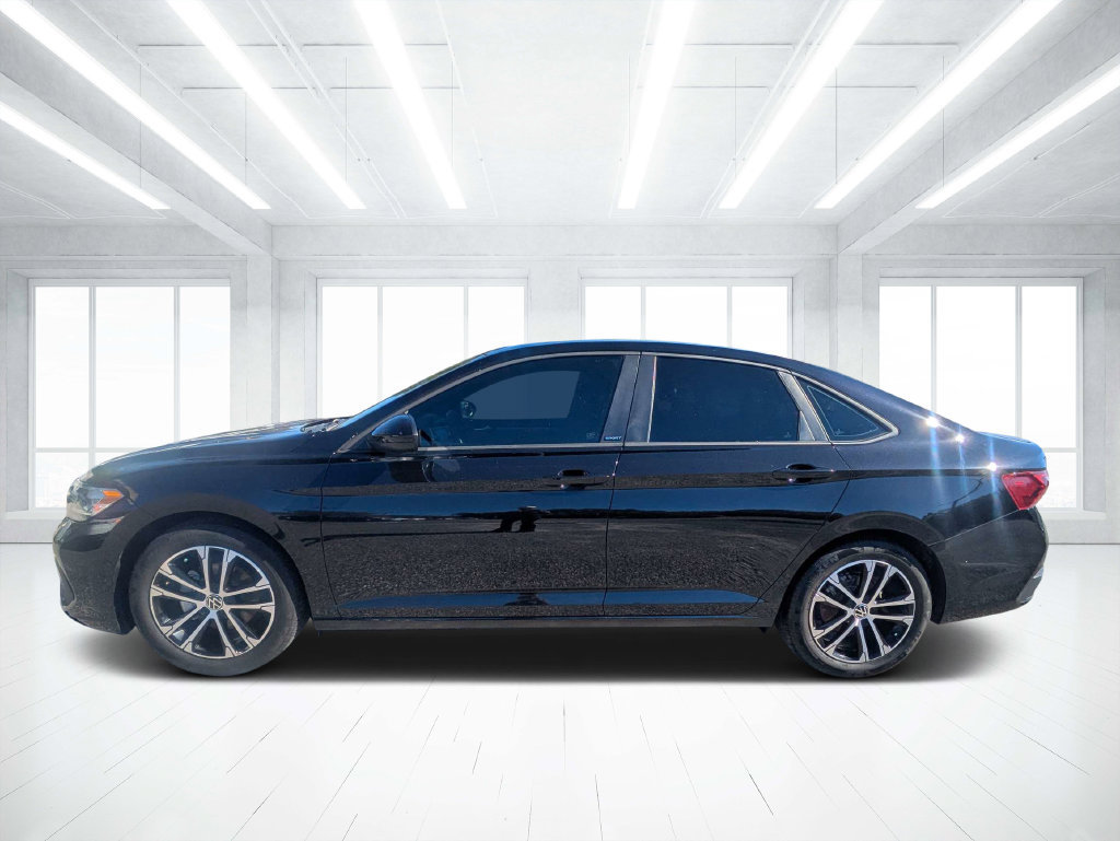Used 2024 Volkswagen Jetta Sport FWD image 6