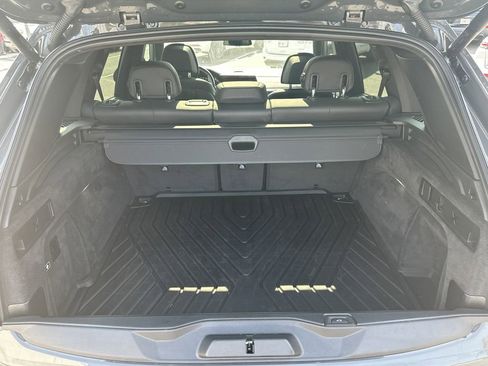 Used 2022 BMW X5 M50i w/ Executive Package image 18