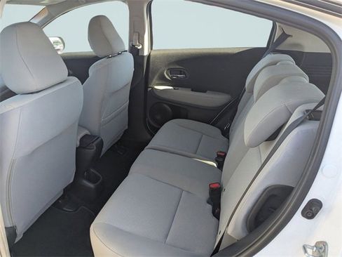 Used 2021 Honda HR-V LX image 13