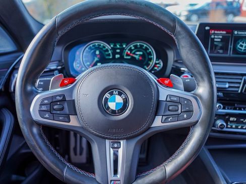 Used 2018 BMW M5 image 18