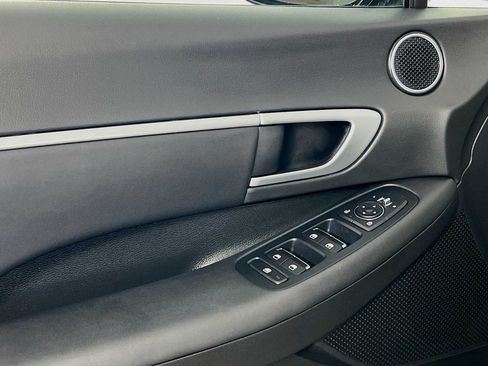 Certified 2025 Hyundai Sonata SEL AWD/4WD image 17