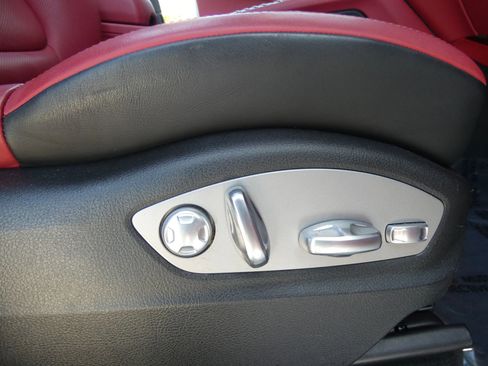 Used 2017 Porsche Macan GTS image 30